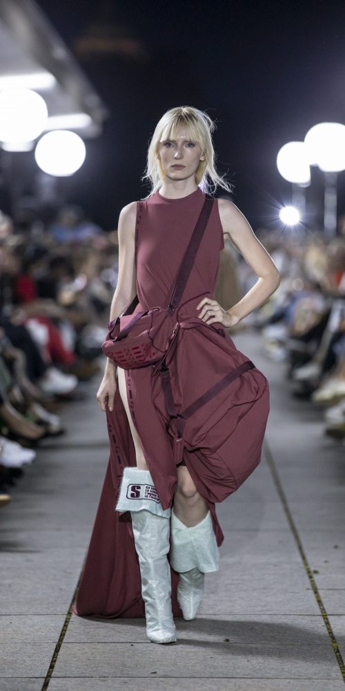 Ania Marincek and Lora Sonney from HEAD – Geneve. Photo by Alexander Palacio.