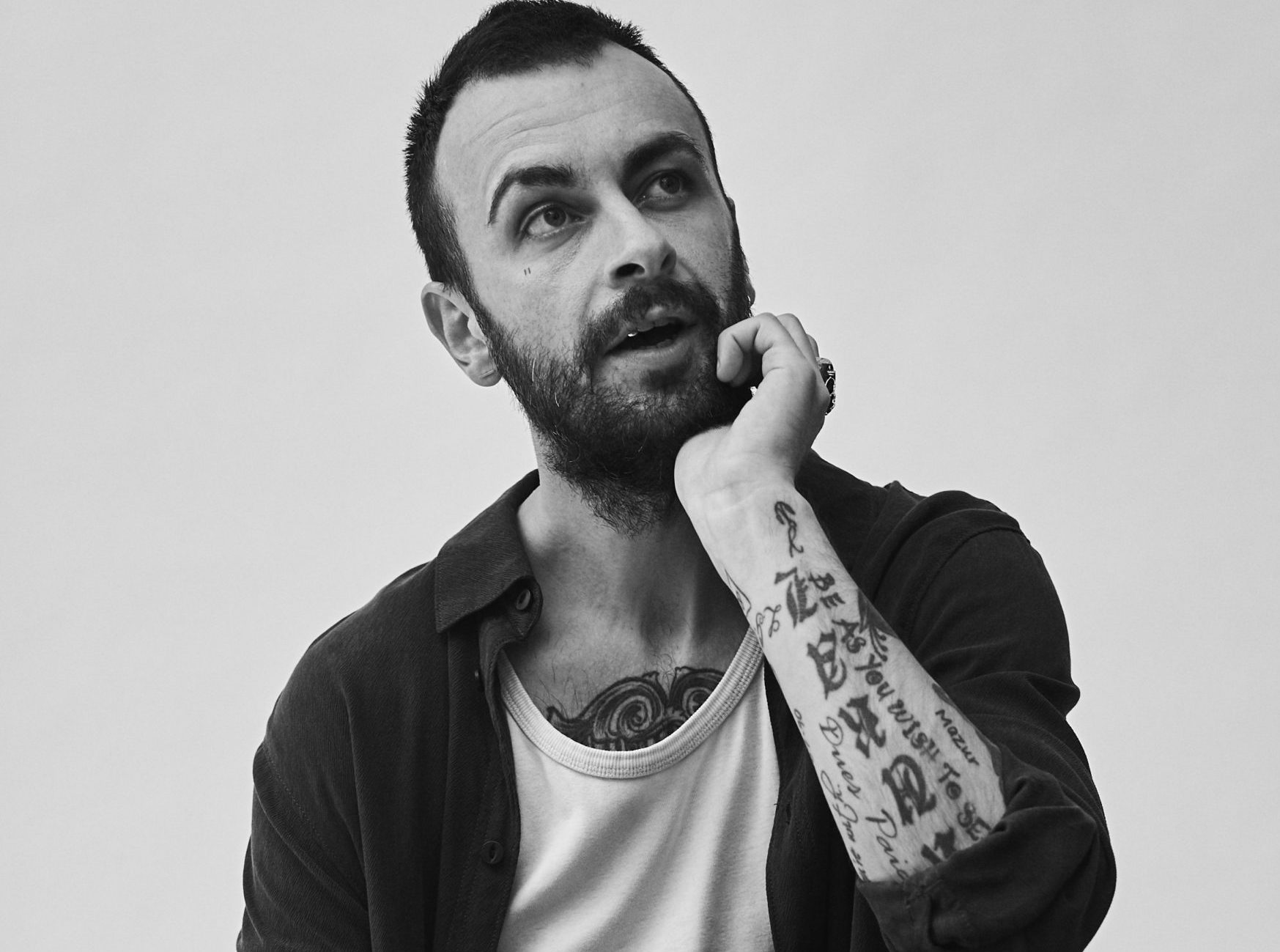 Joseph Gilgun's Blonde Hair: A Look at the Actor's Iconic Hairstyle - wide 9