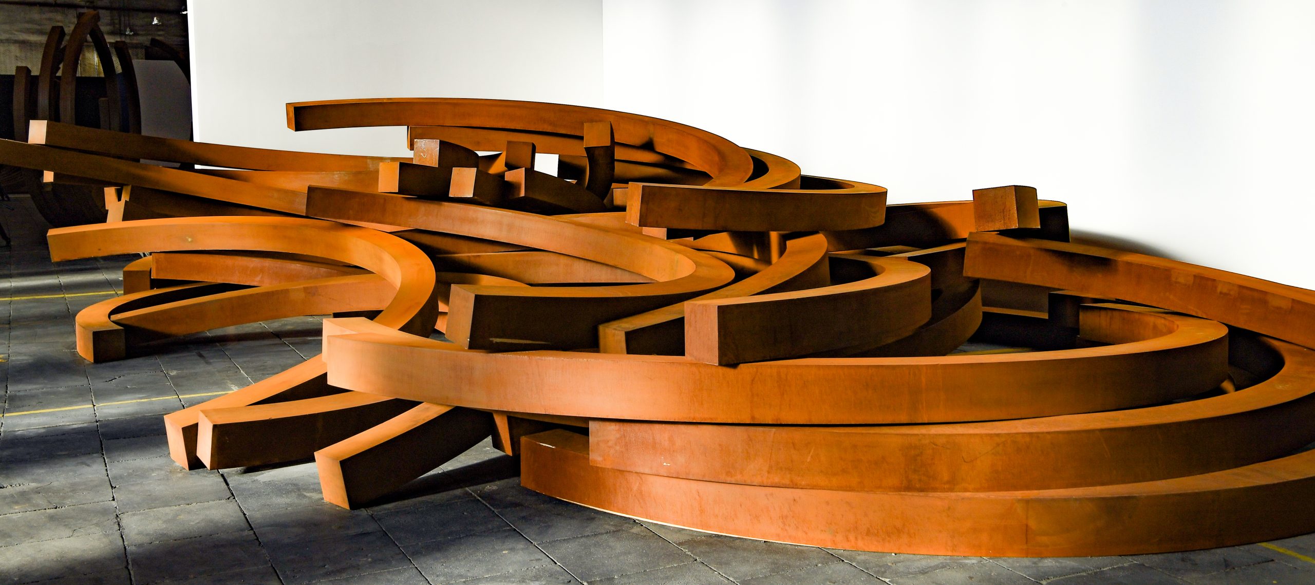 a monumental feat | bernar venet 1961-2021 @ kunsthalle berlin