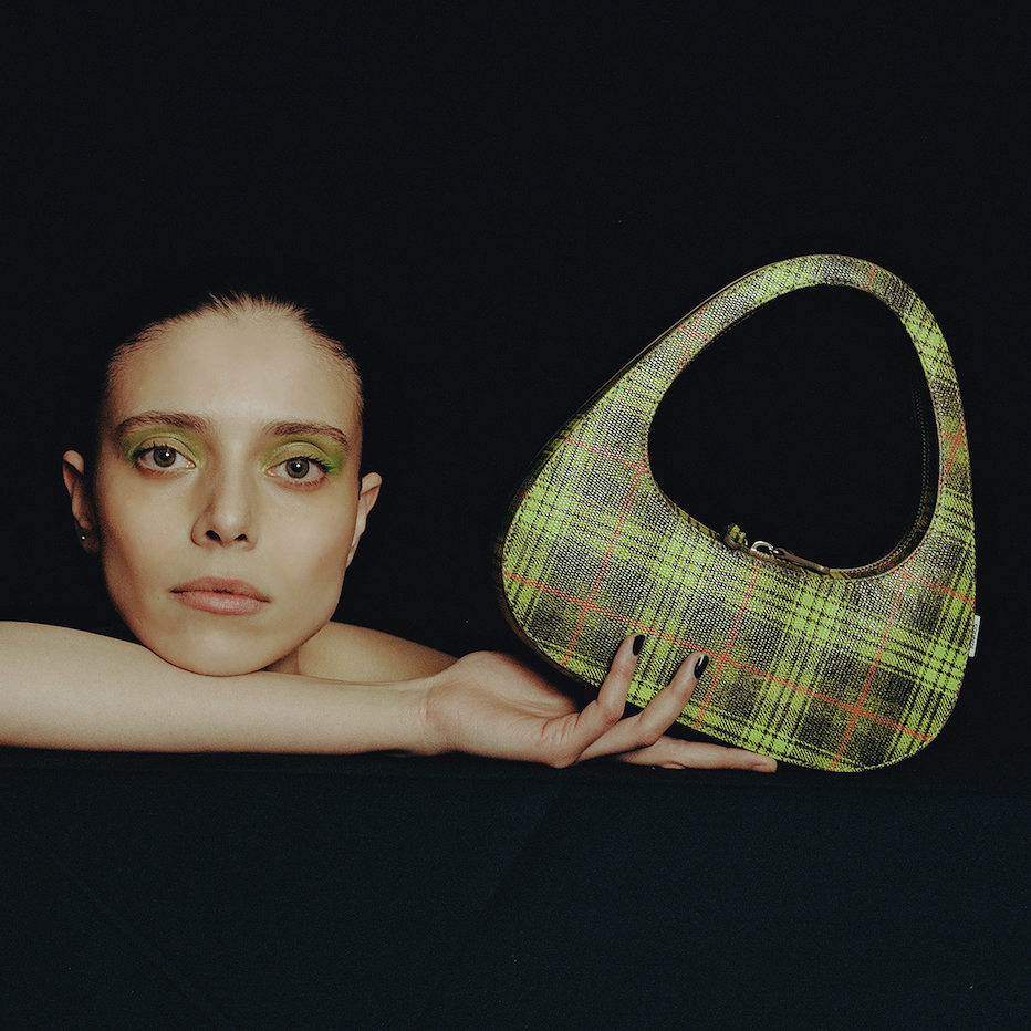 aux absents du sexe libéré