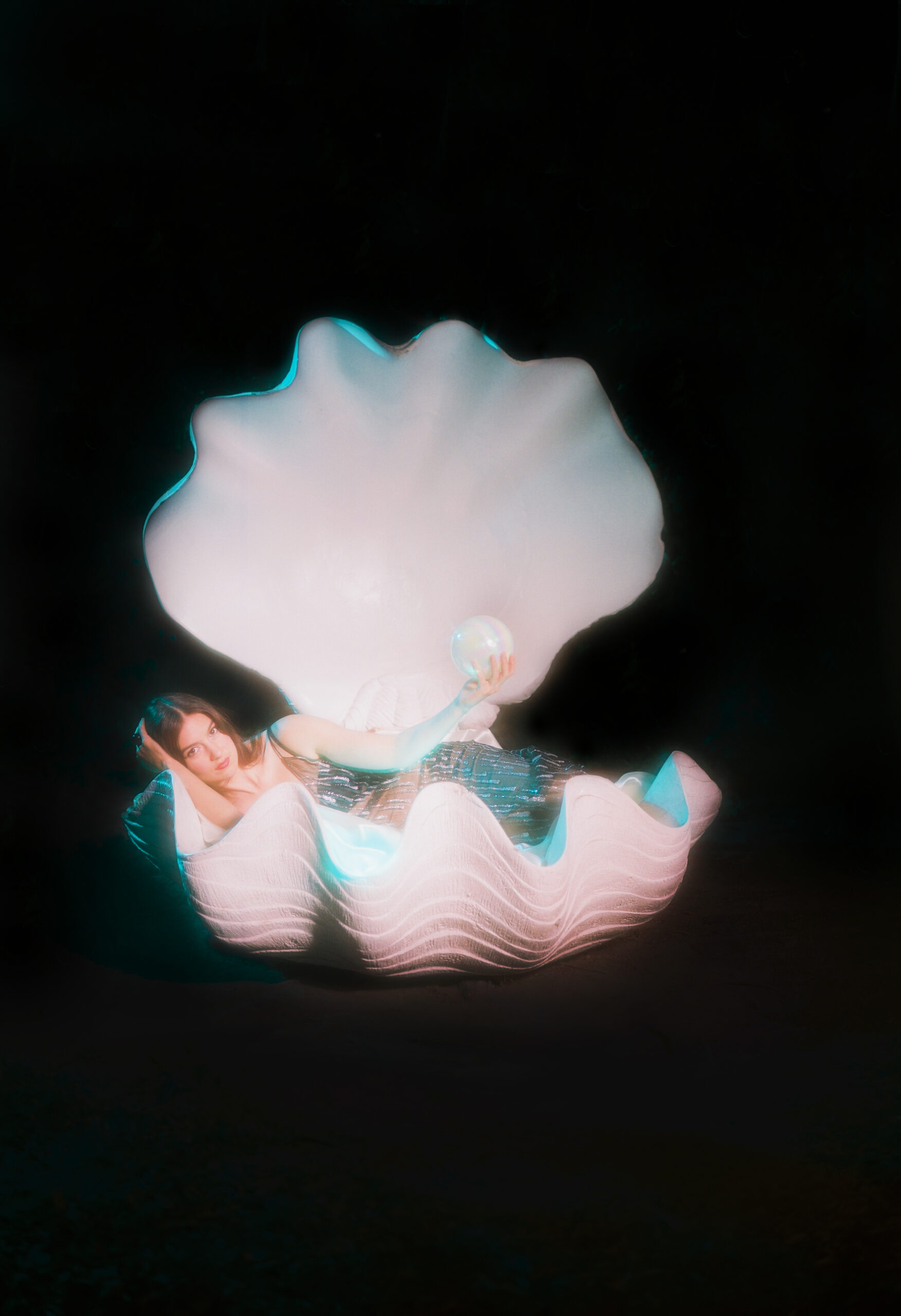 interview | weyes blood