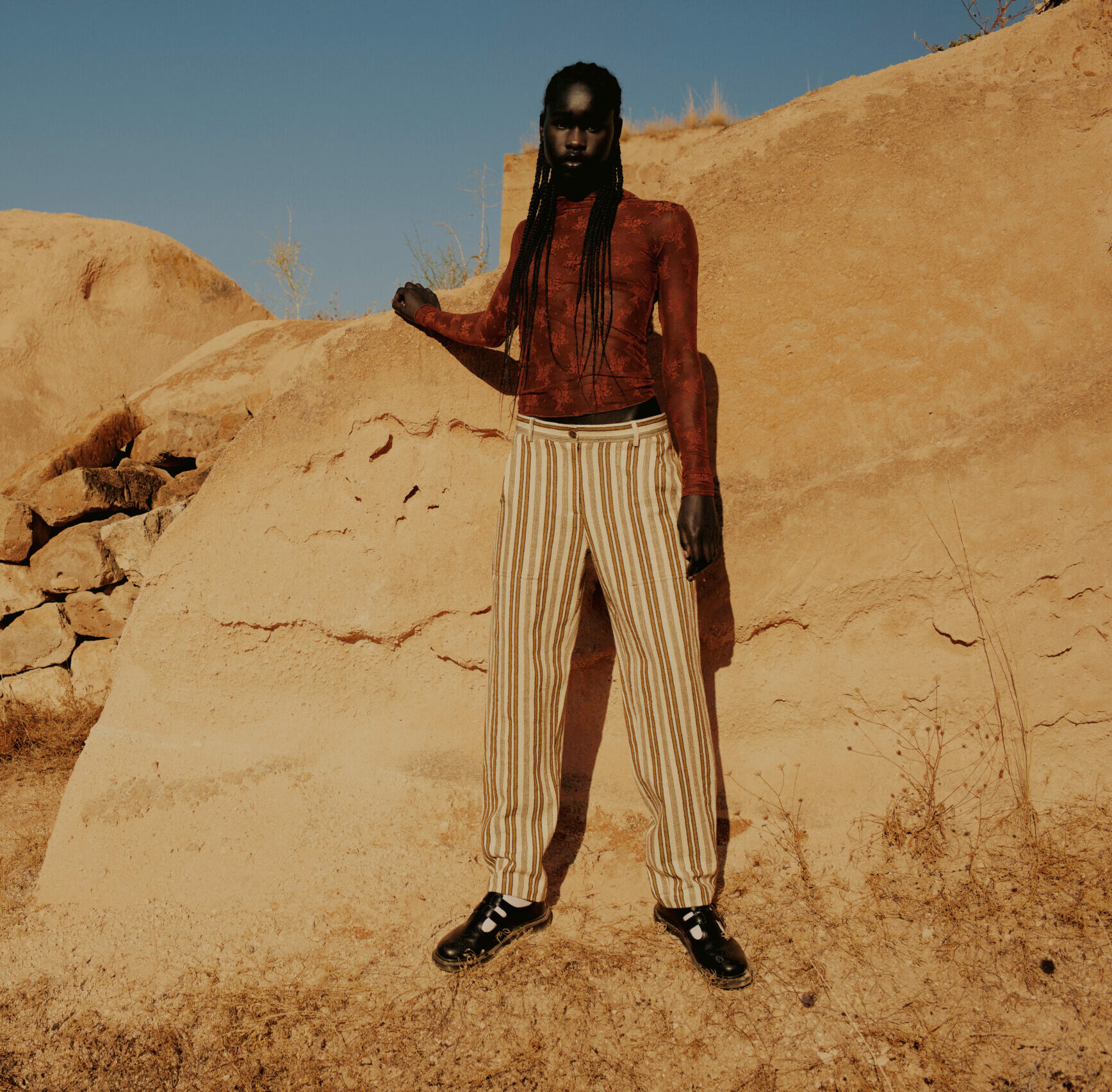 Schön! 45 | the fairy in the valley