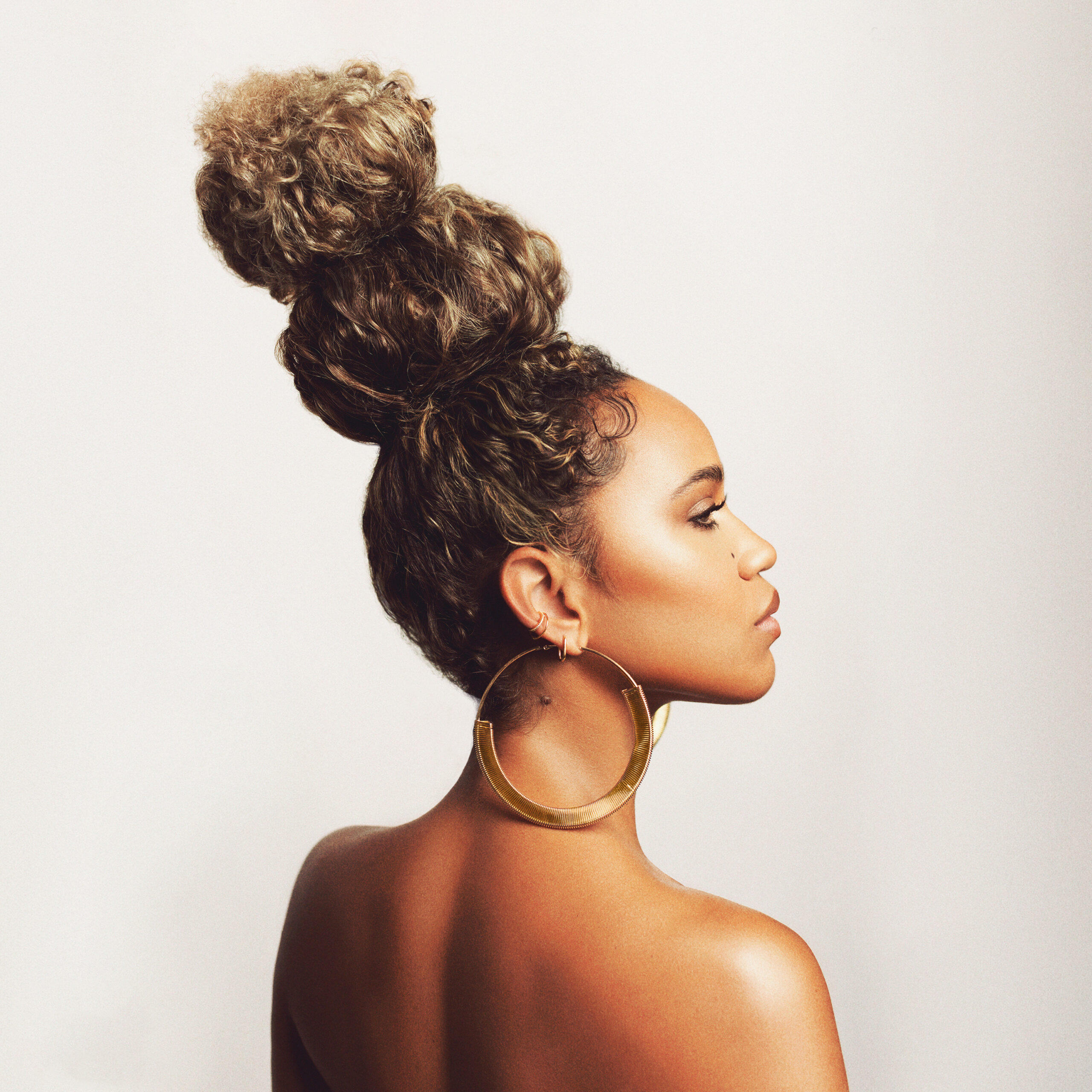 curated | amanda reifer