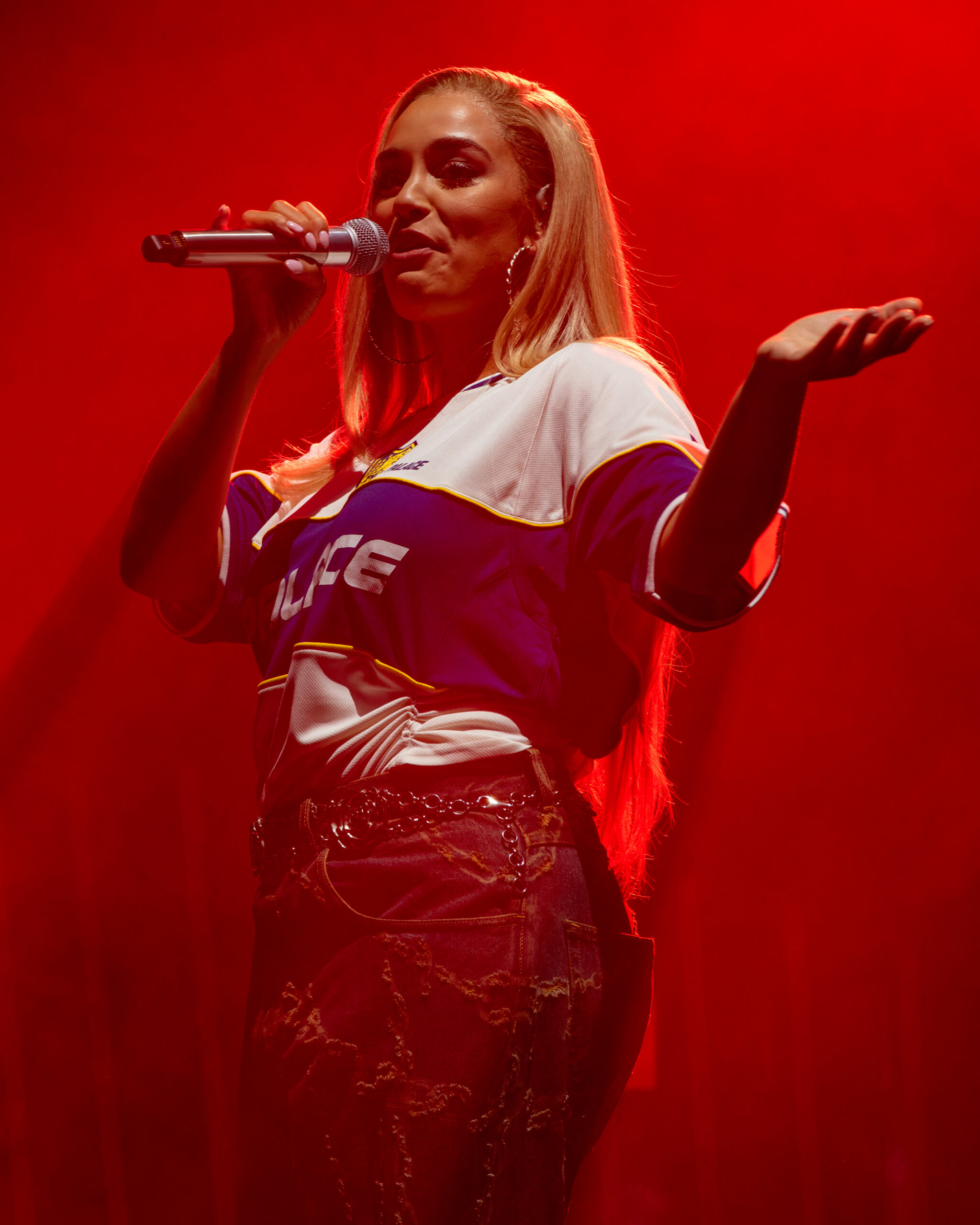 Jorja Smith at Reading Festival 2024