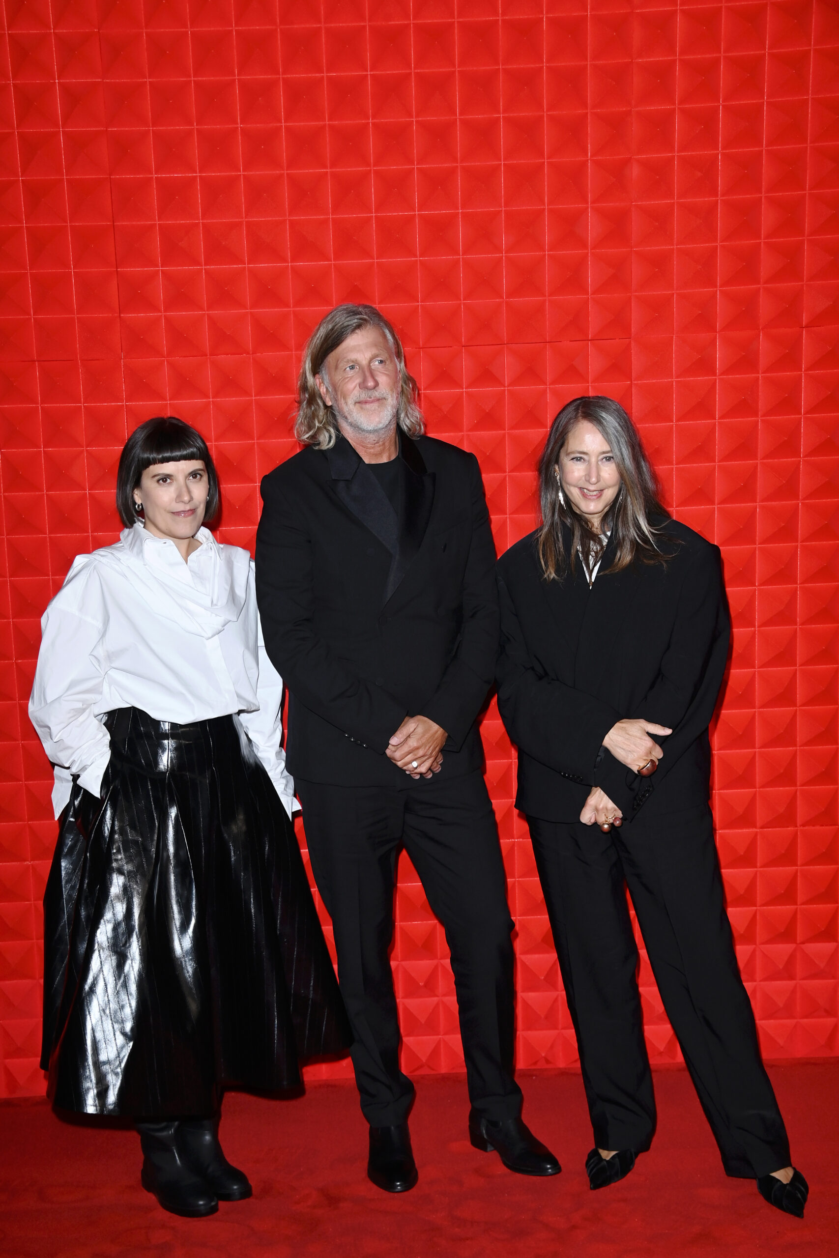 The H&M& celebrations started off in London with a full night of fashion, installations, interactive elements and performances by Charli xcx, Jamie xx and SHERELLE. 



Eliana Masgalos Duarte, Jörgen Andersson and Ann-Sofe Johansson at the H&M&LONDON event