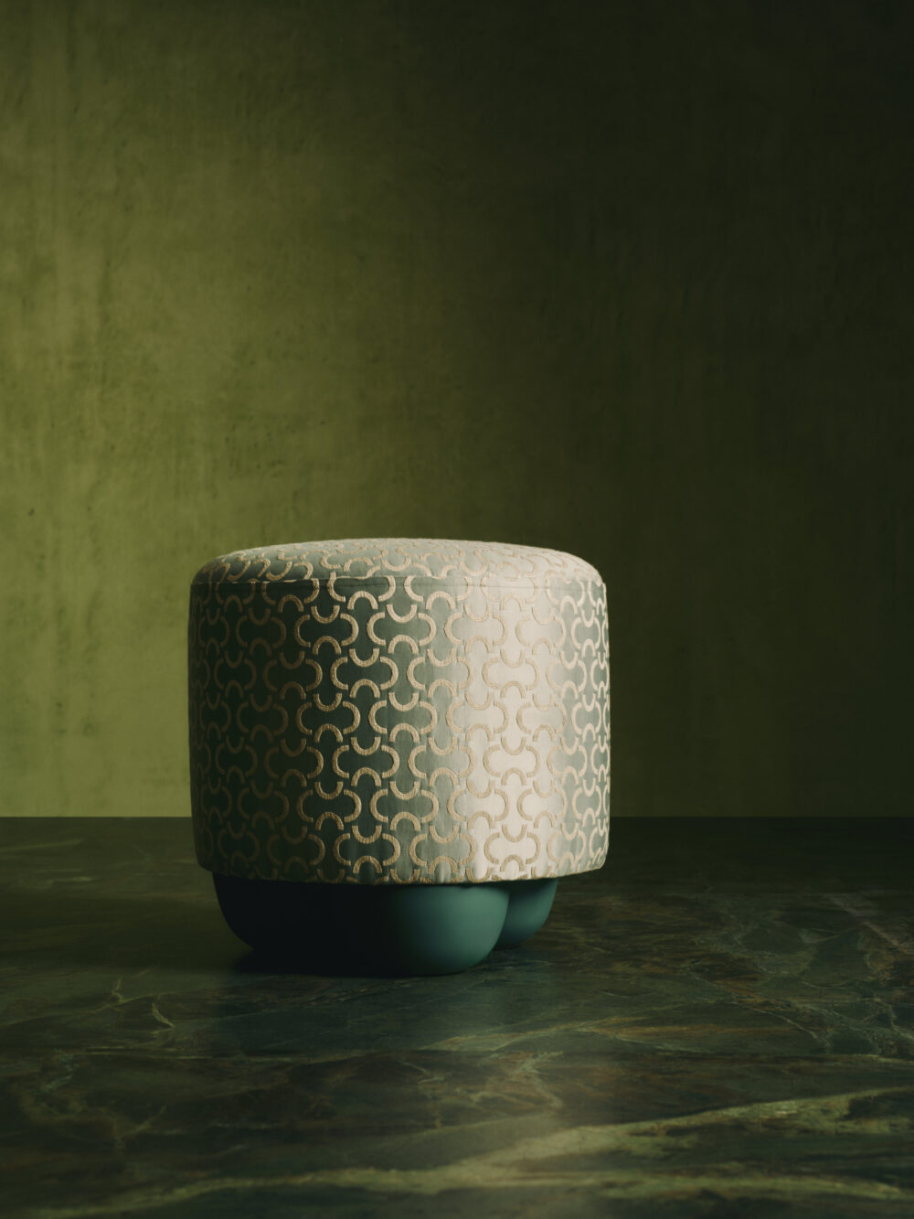 2024-11-BA-WESTWING-DEDAR-DEDAR-PISTACHIO-PILLOWS-791-Final-e1737041955494