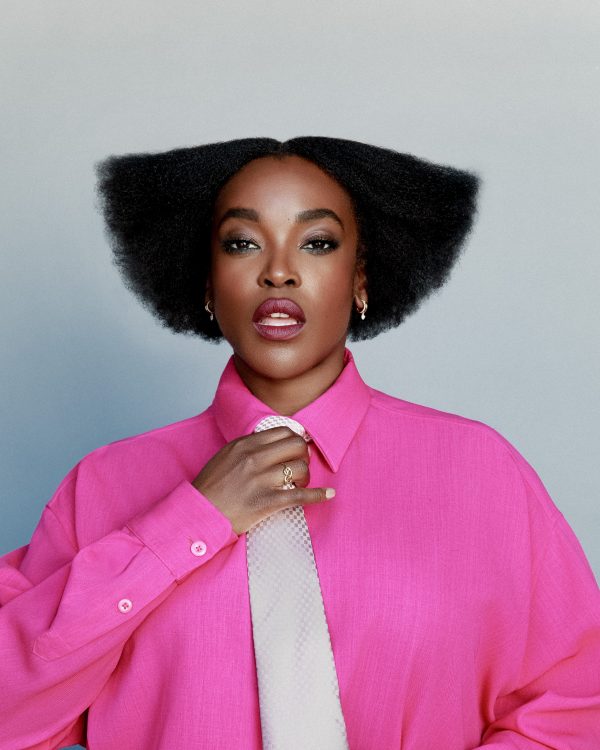 Schön! 48 | wunmi mosaku in pandora