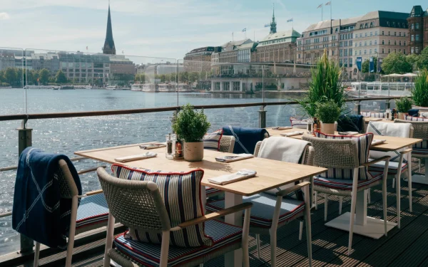 summer oasis | fairmont hotel vier jahreszeiten presents DECK 4