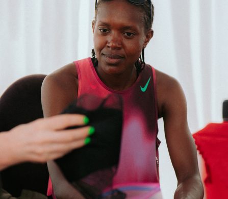001_breaking4-nike-flyweb-3 Faith Kipyegon