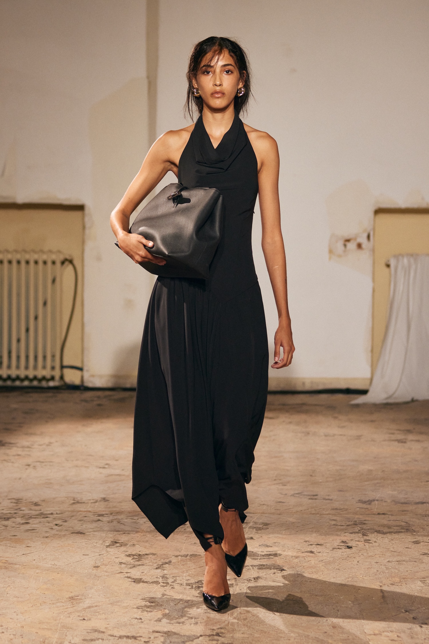 Egonlab_ss26_runway_press_look03