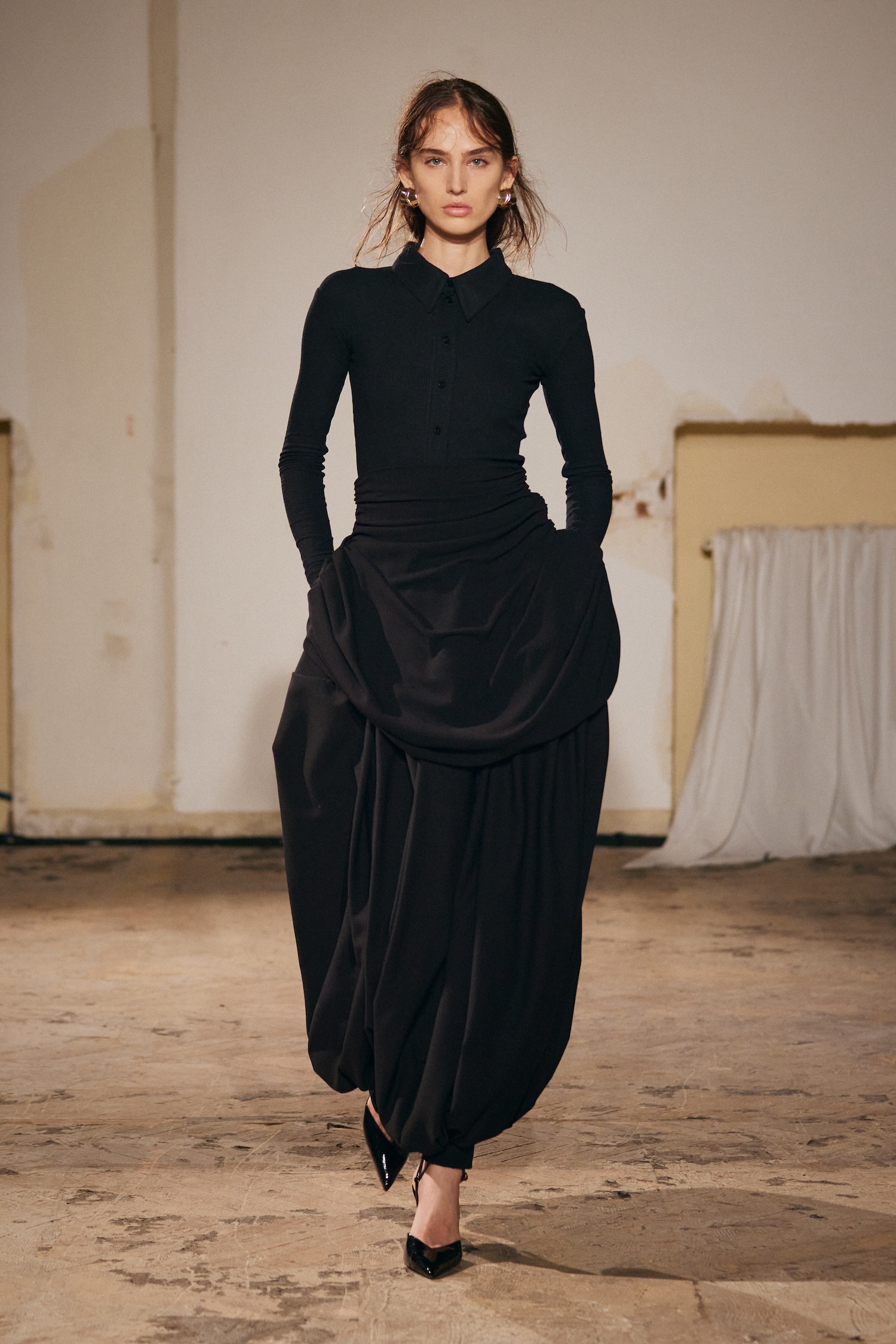 Egonlab_ss26_runway_press_look05