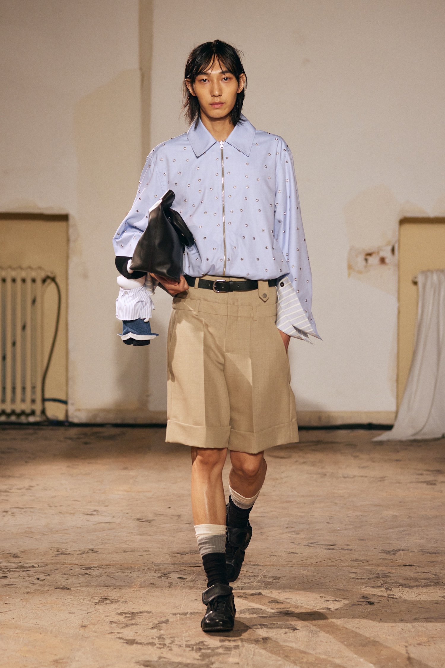 Egonlab_ss26_runway_press_look10