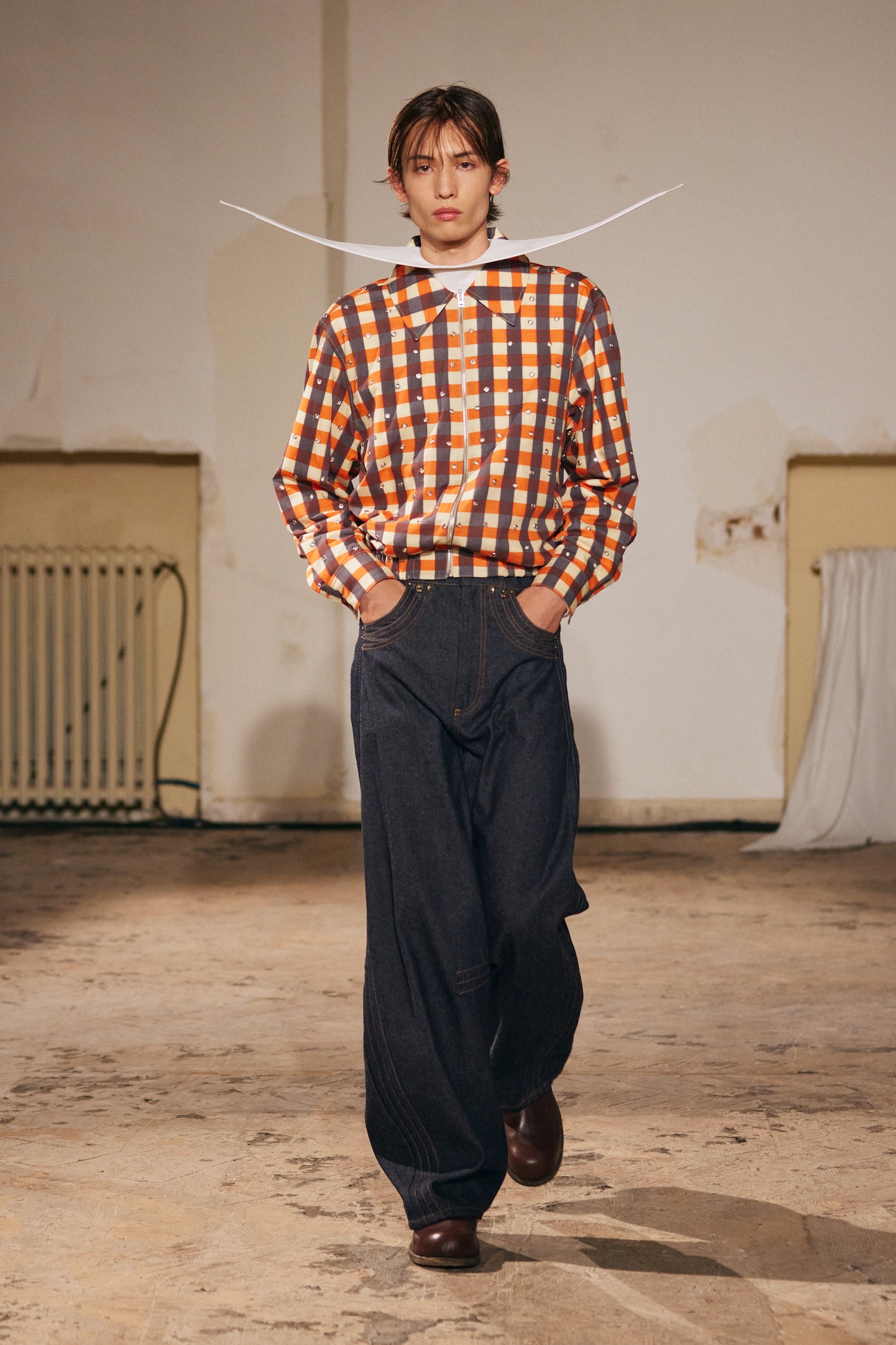 Egonlab_ss26_runway_press_look19