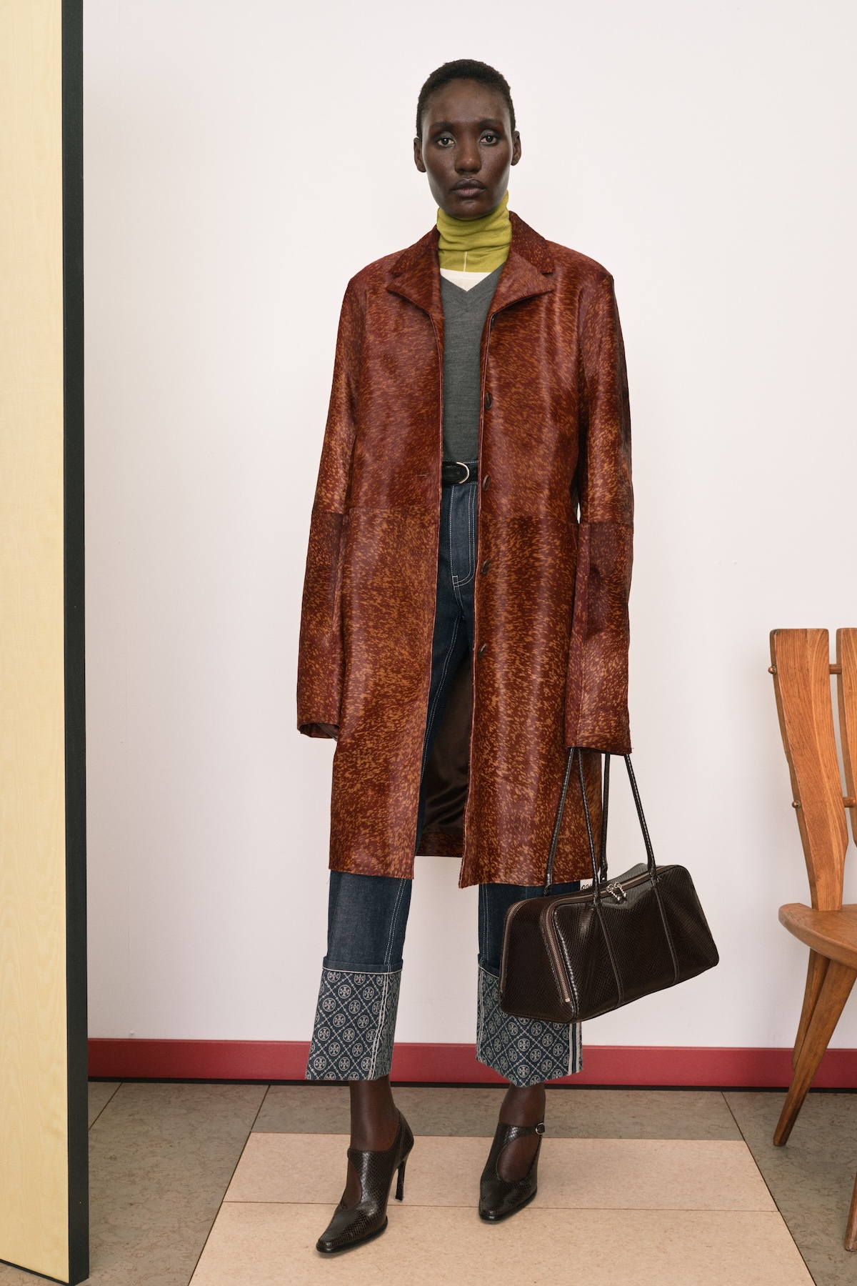 TB_RES26_LOOKBOOK_LOOK_02_2X3