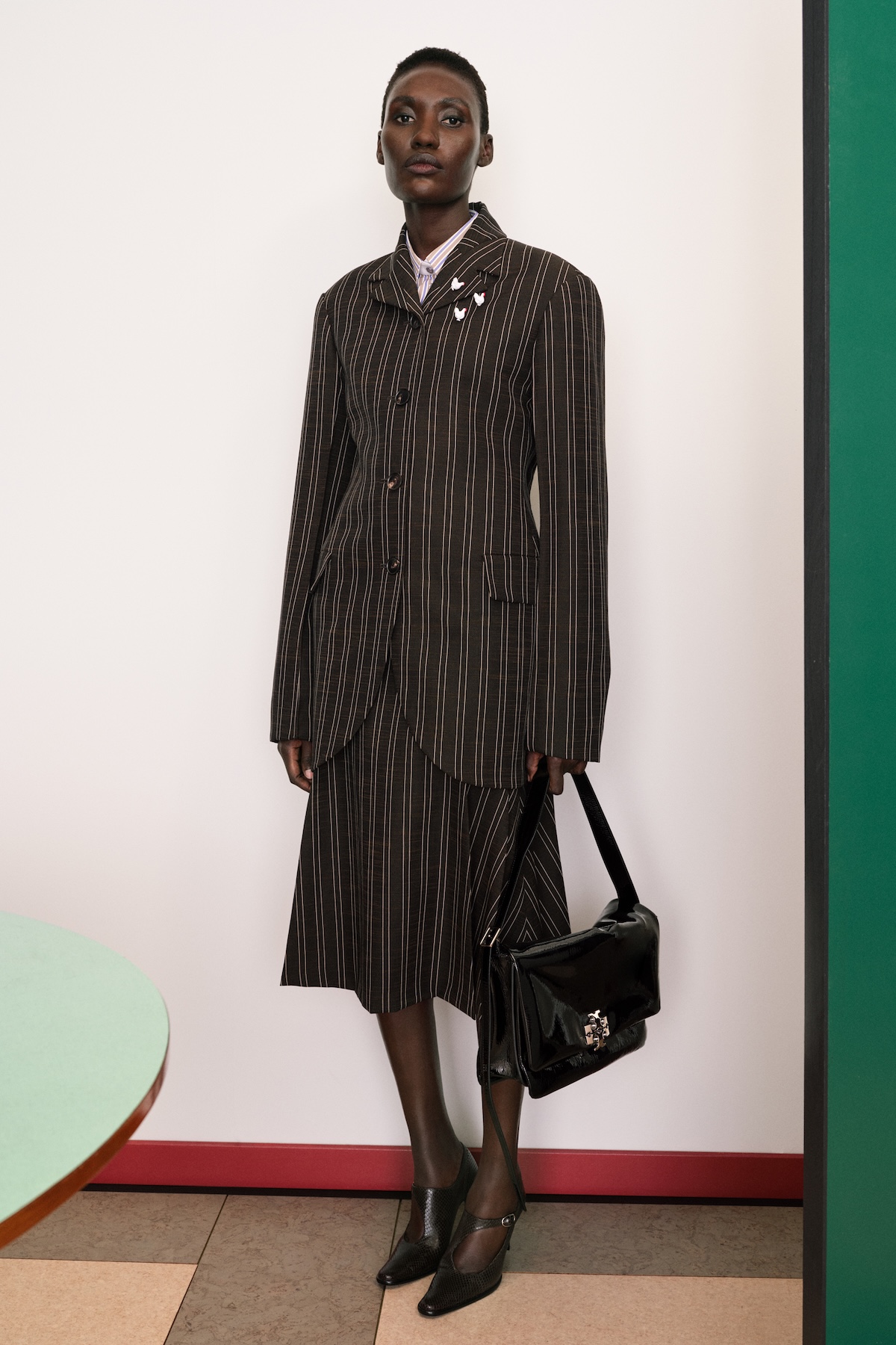 TB_RES26_LOOKBOOK_LOOK_16_2X3