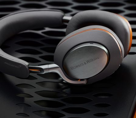 B&W-Px8 McLaren Edition-Lifestyle-4-1×1