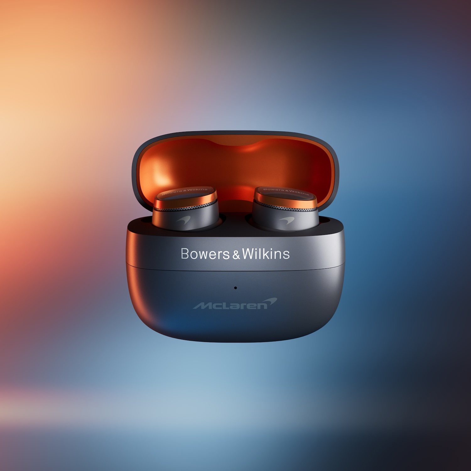 KMB_Bowers&Wilkins_B&W – Pi8 McLaren Edition – Beauty 3 – 1×1