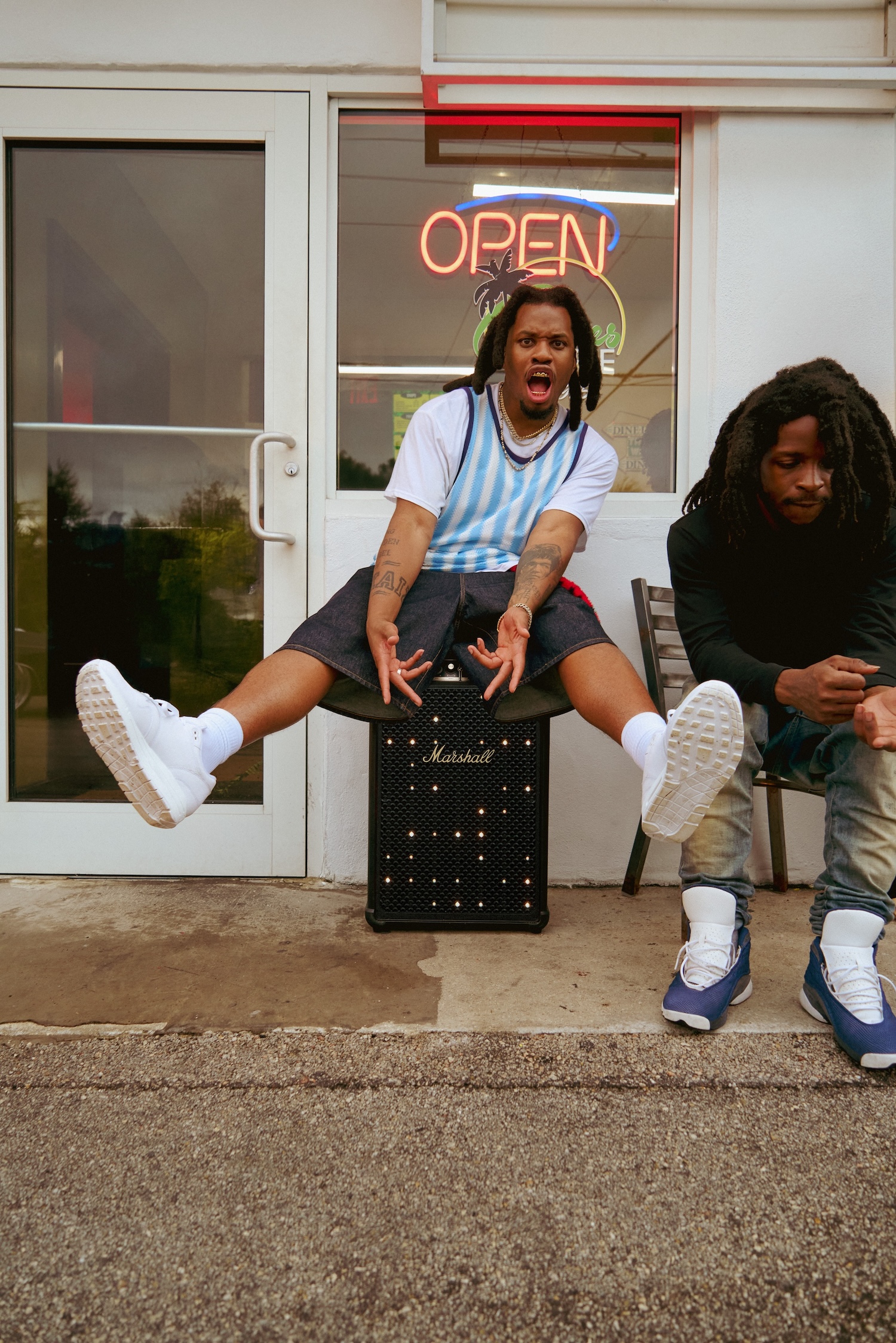 Marshall_C_black_Bromley750_999€8