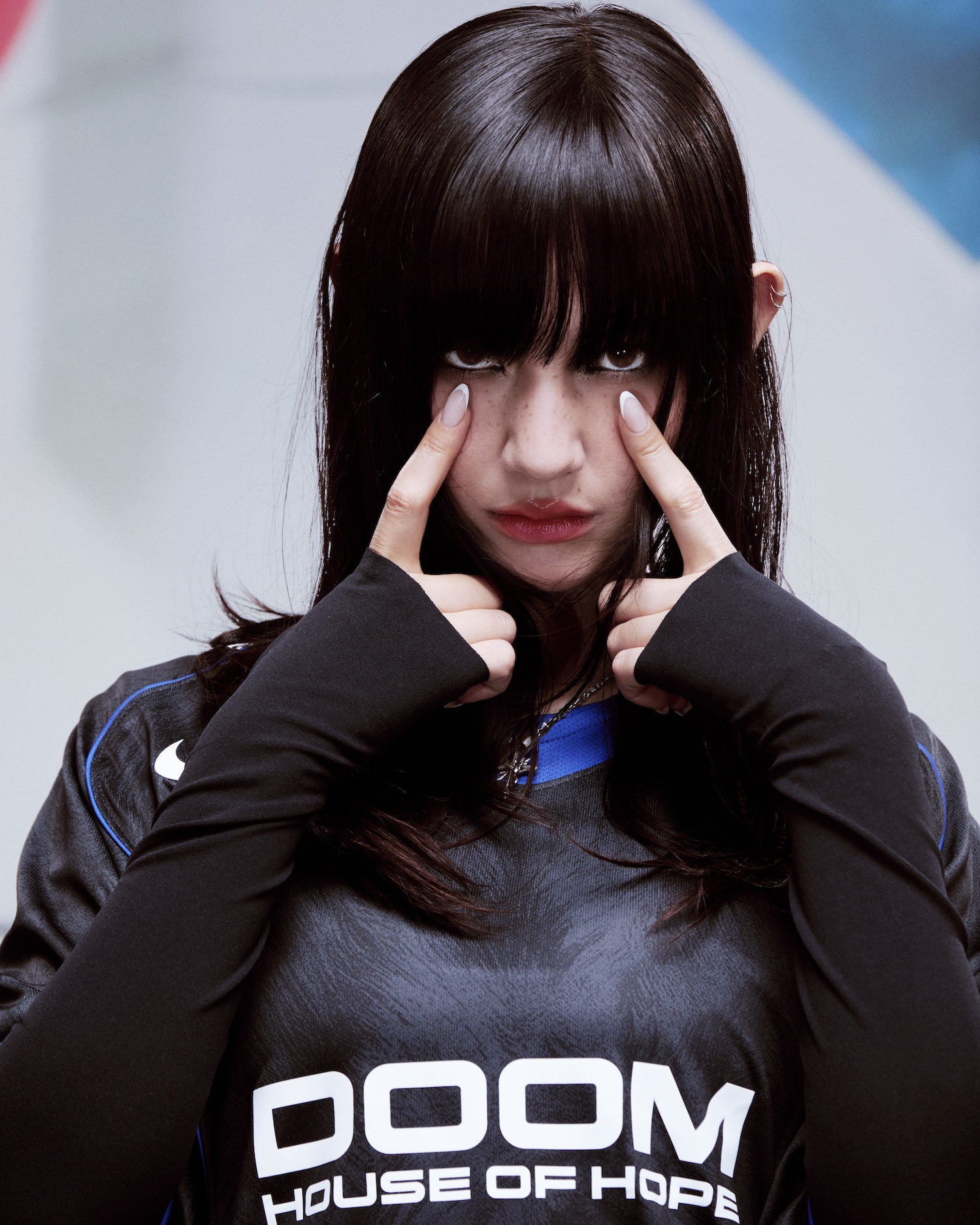 20082025_Nike_Anne Imhof_T90_01_Locker Room_0437R2_45