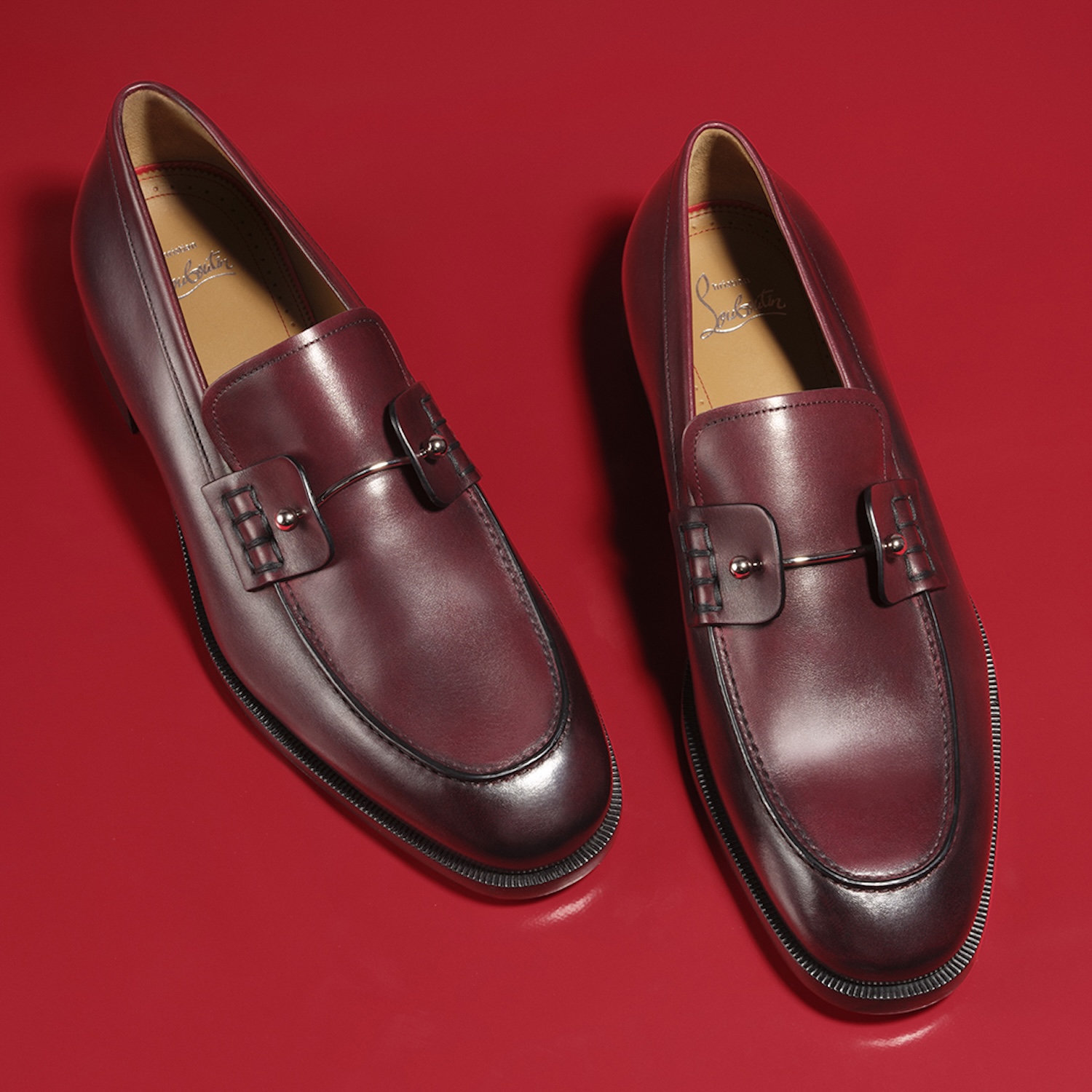 LOUBOUTIN_WINTER25_STILL LIFE_04