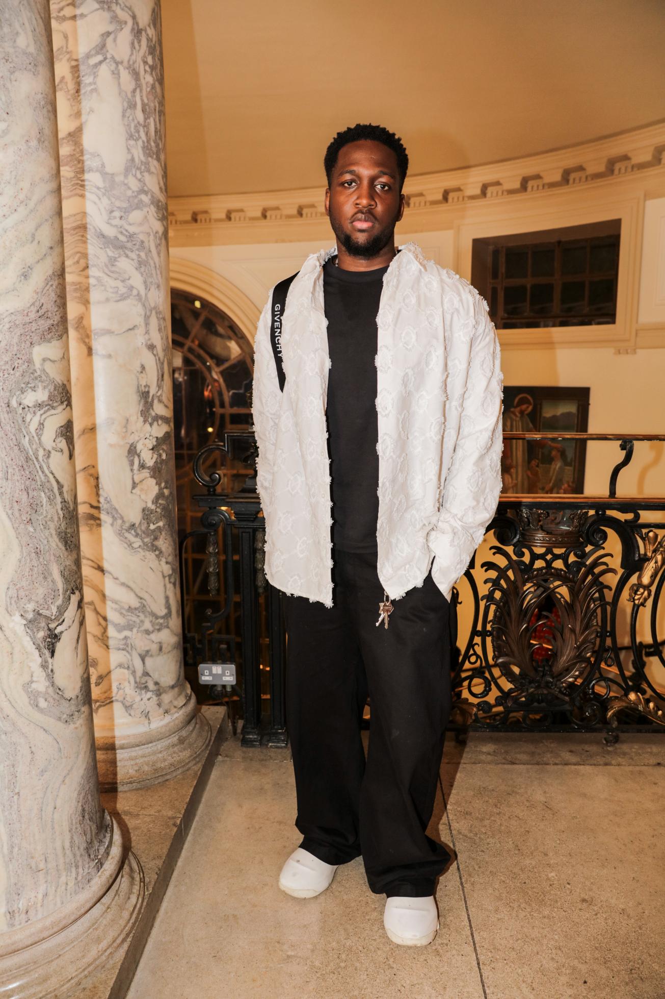 Schon-Magazine-Labrum-26-Lee-Scullion_051