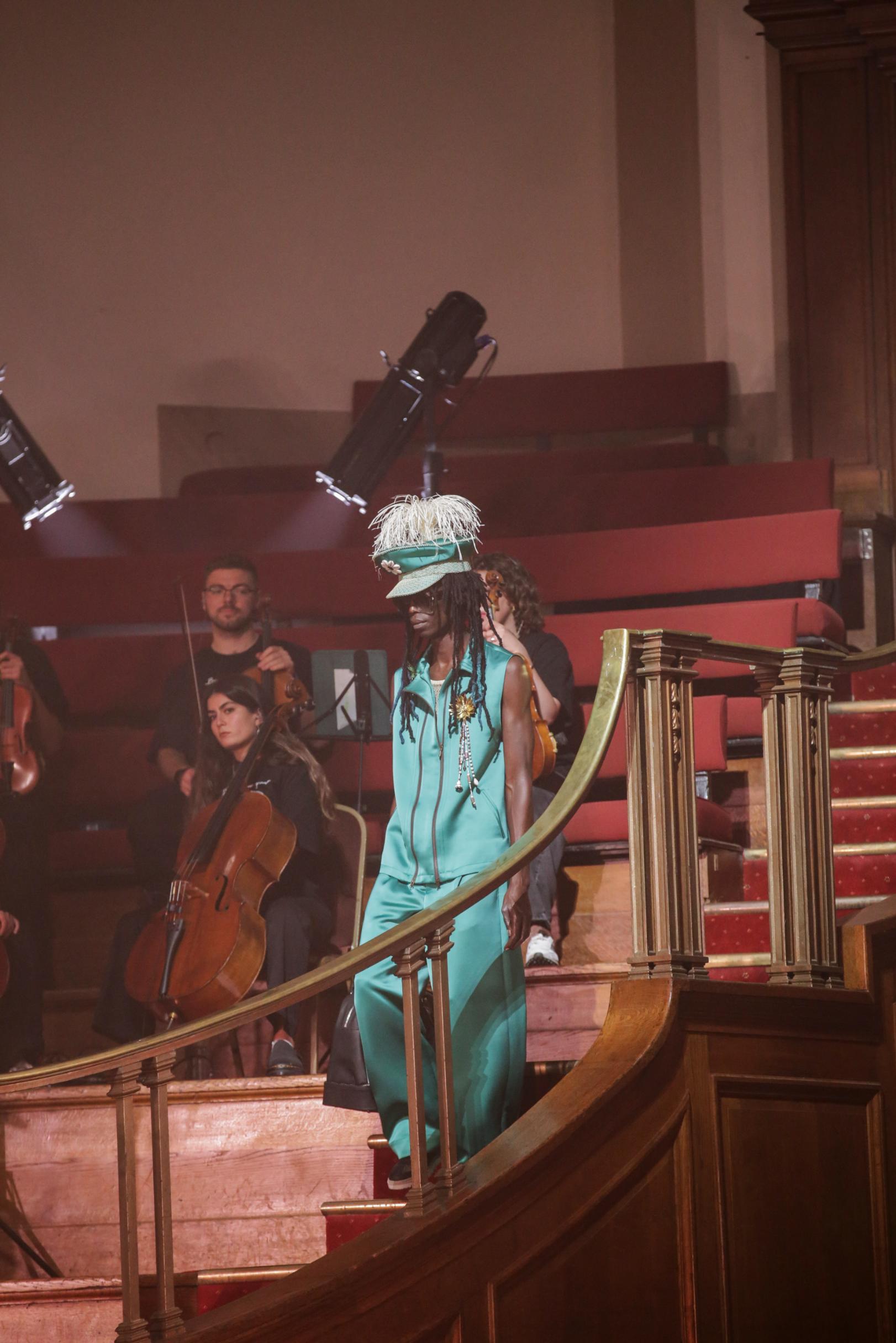 Schon-Magazine-Labrum-26-Lee-Scullion_196