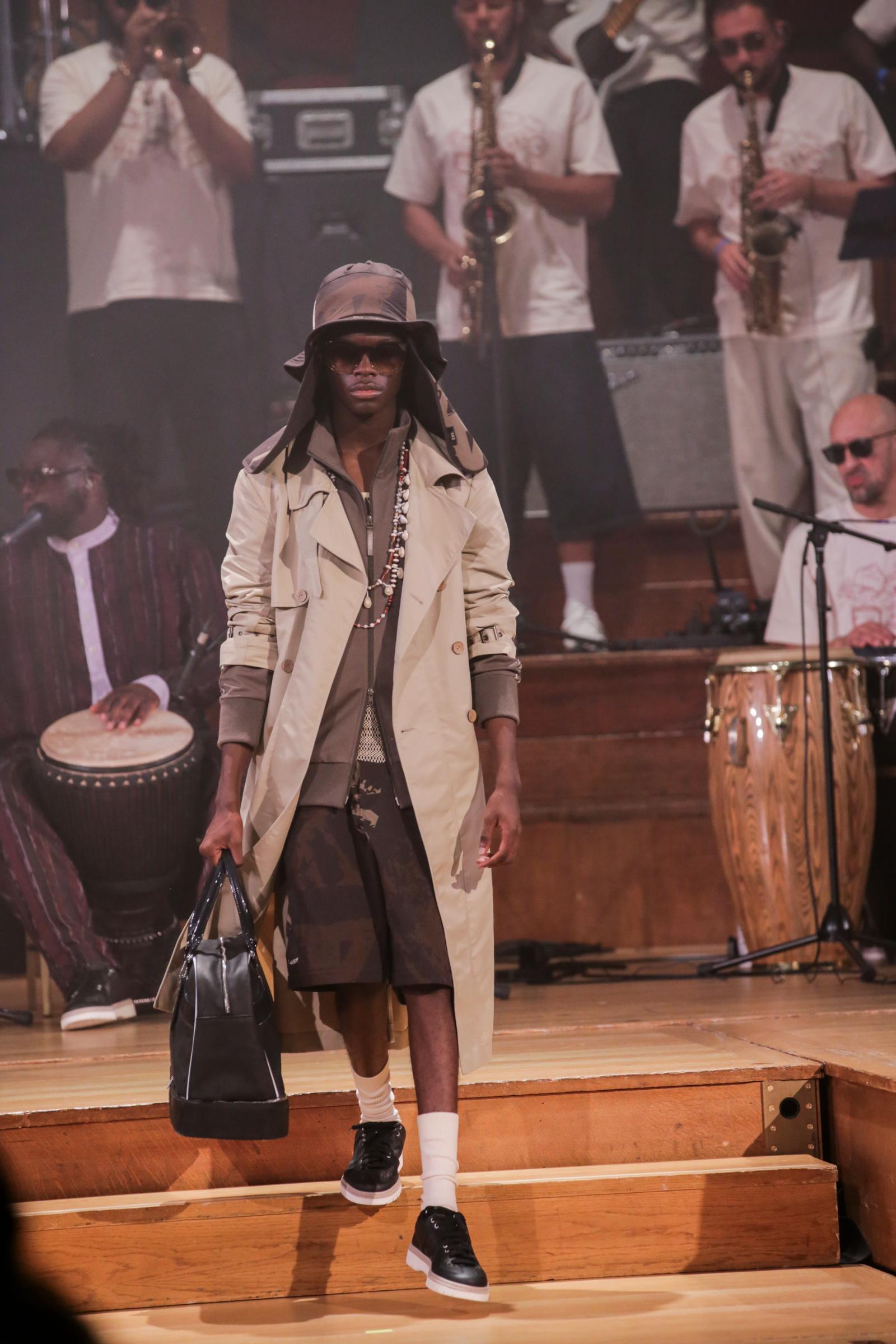 Schon-Magazine-Labrum-26-Lee-Scullion_239