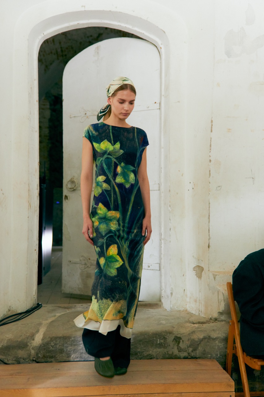 UFW_SS26_POUSTOVIT_presentation_credits_Anastasia Purik-5 Large