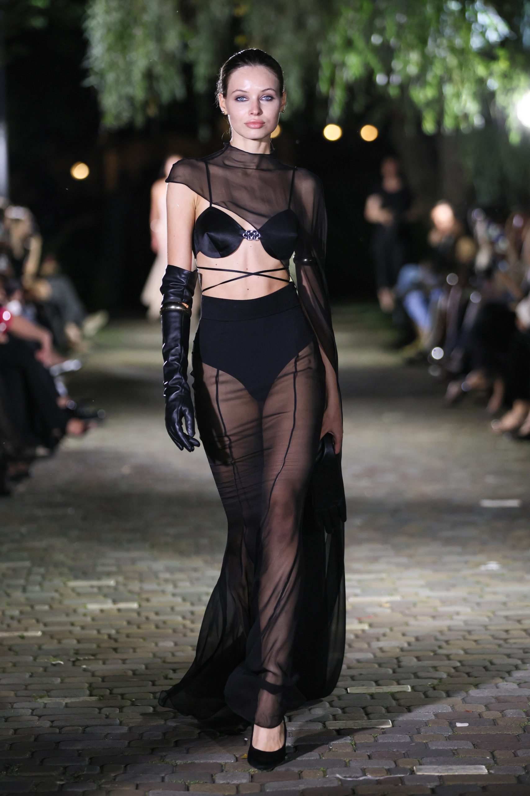 UFW_SS26_SANTA_catwalk_credits_Andriy_ Sokolov-23