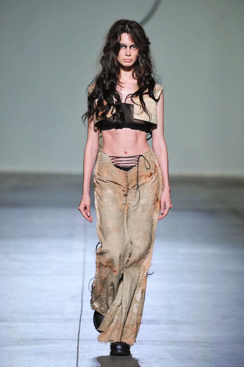 UFW_SS26_SOLOMIIAHRYNKIV_catwalk_credits_Volodymyr_Bosak-4 Large