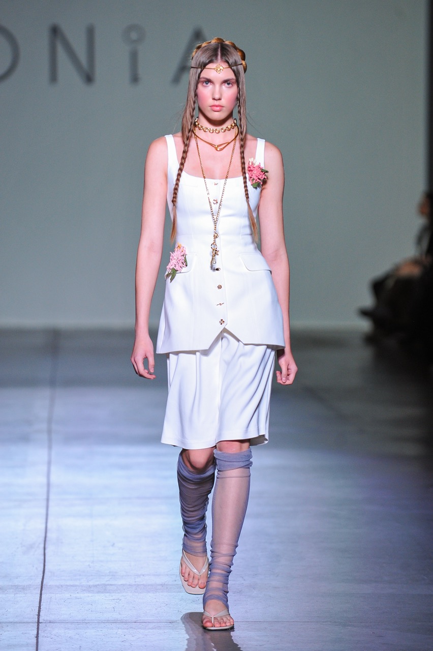 UFW_SS26_TONiA_catwalk_credits_Volodymyr_Bosak-6 Large