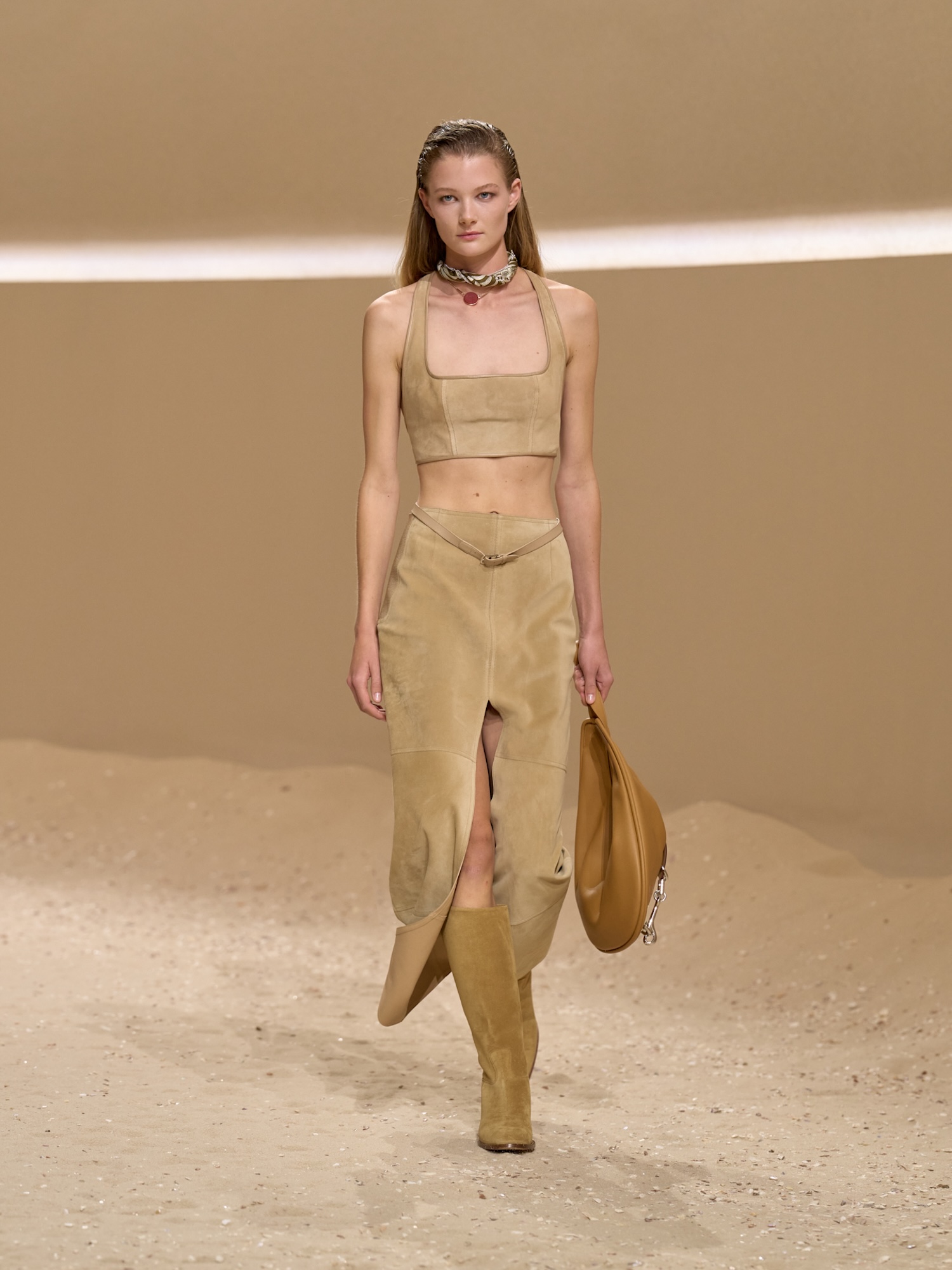 HERMES_WRTW_SS26_Runway_FilippoFior_17