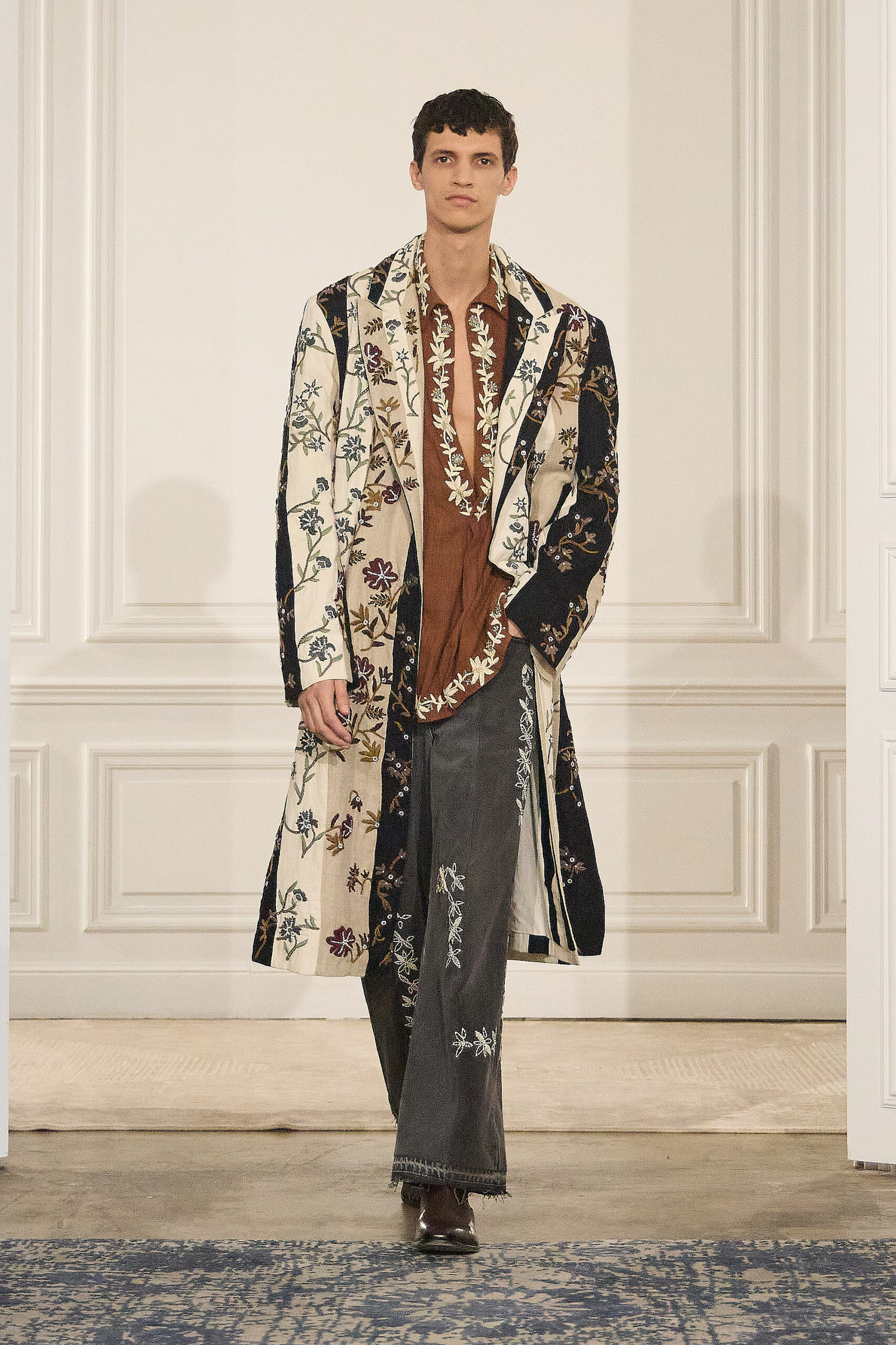 LOOK_36_KARTIK_RESEARCH_AW26_4172