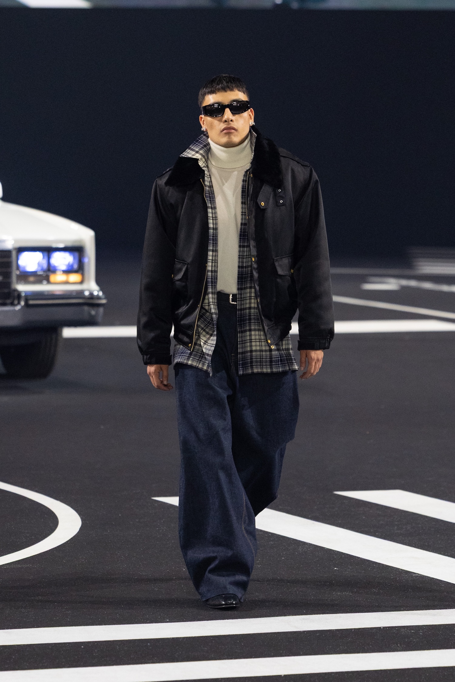 WillyChavarria_fw26_runway_Press_look048